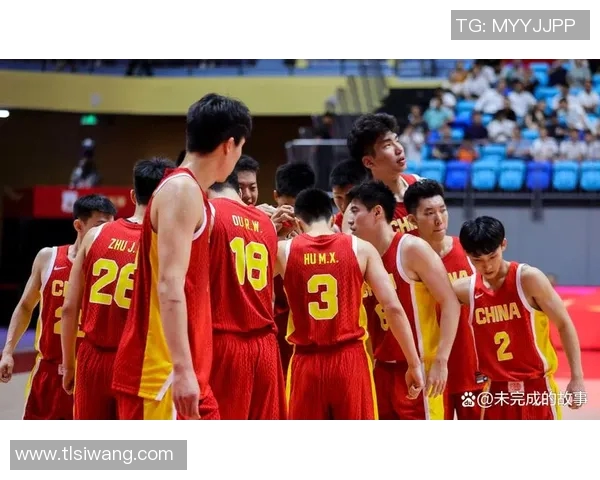 中国男篮迎战蓝队全力以赴争夺胜利展现团队精神与实力对决 中国男篮迎战蓝队全力以赴争夺胜利展现团队精神与实力对决