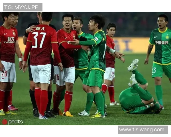 国安主场强势击败恒大2比0完美收官展现冠军实力 国安主场强势击败恒大2比0完美收官展现冠军实力